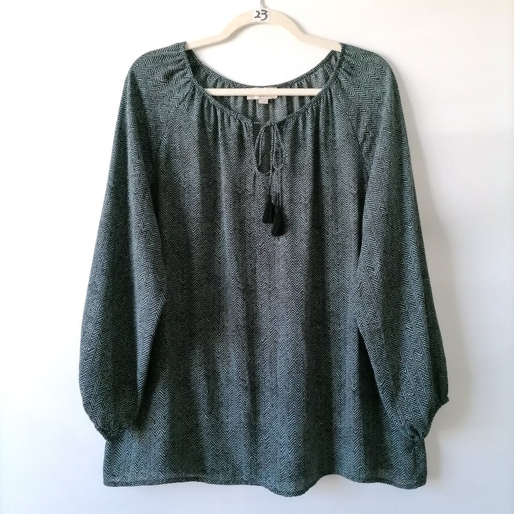 Loft Outlet Womens Oxford Gray Tie Tassel Round Neck Chevron Blouse Top Size L